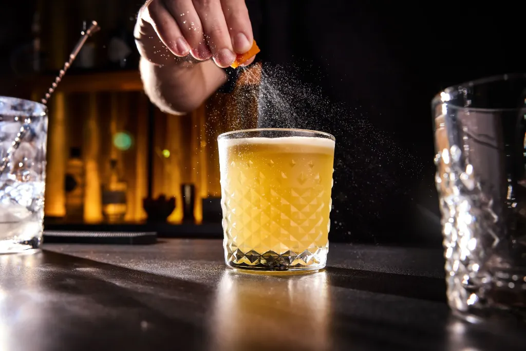 LBYOcular_Bartender_V2.webp